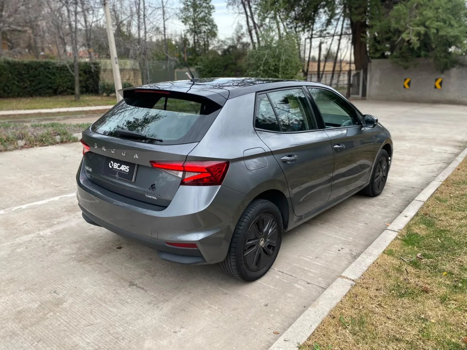 Skoda Fabia 1.0 Ambiente 4X2 HB MT 2023 - Imagen 10 de 20
