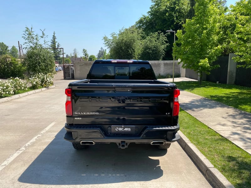 Chevrolet Silverado 5.3 LT Trail Boss Z71 4X4 AT 2022 - Imagen 8 de 19