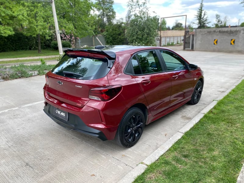 Chevrolet Onix 1.0T RS 4X2 HB MT 2024 - Imagen 10 de 20