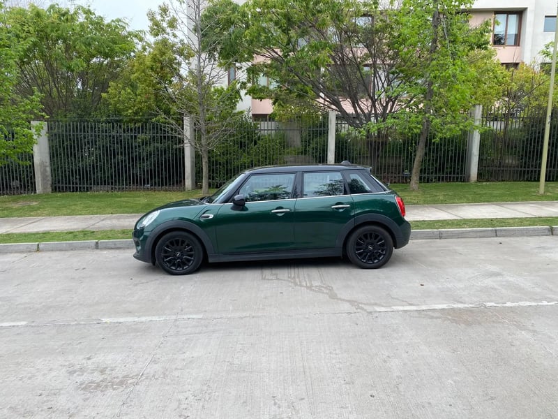 Mini Cooper 1.5 Pepper 4X2 HB AT 2018 - Imagen 5 de 20
