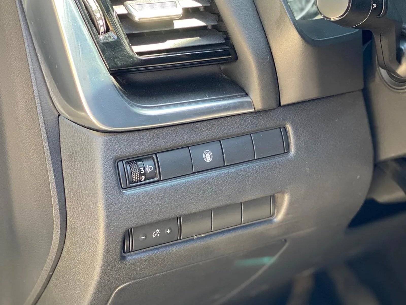 Nissan X-Trail 2.5 CVT Auto Advance 2023 - Imagen 16 de 20