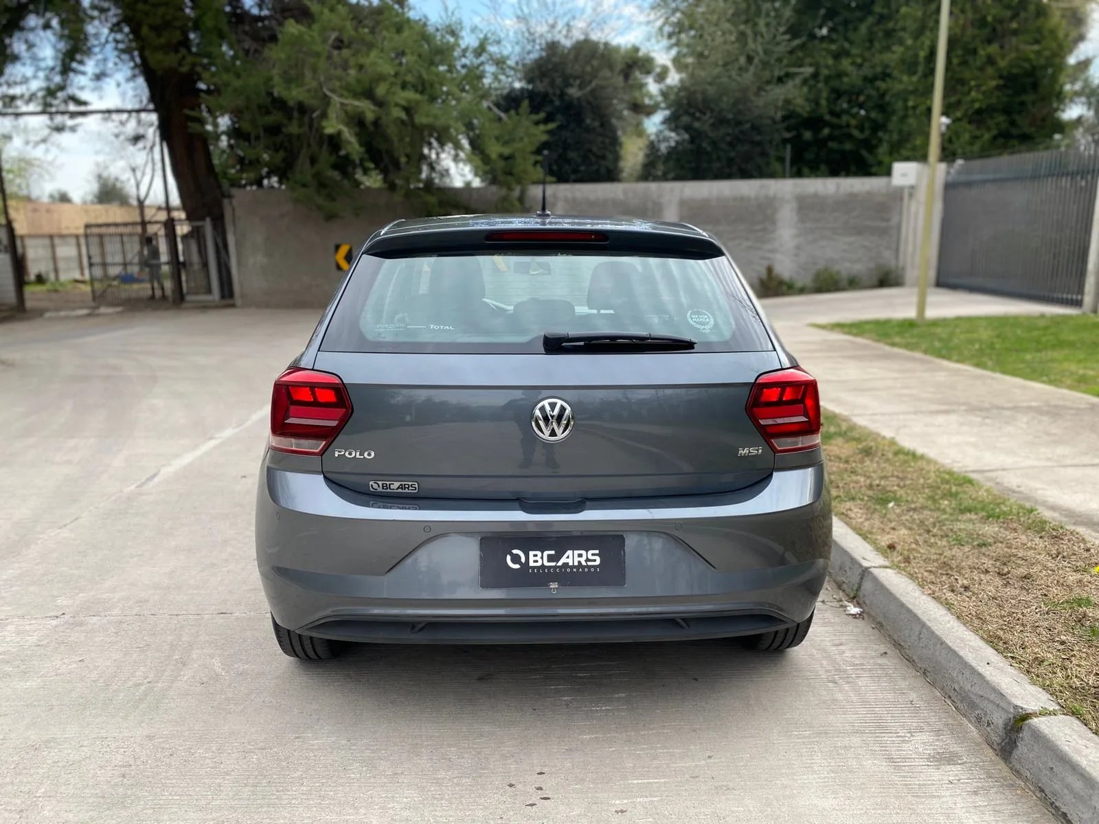 Volkswagen Polo 1.6 Comfortline 4X2 MT 2018 - Imagen 8 de 20