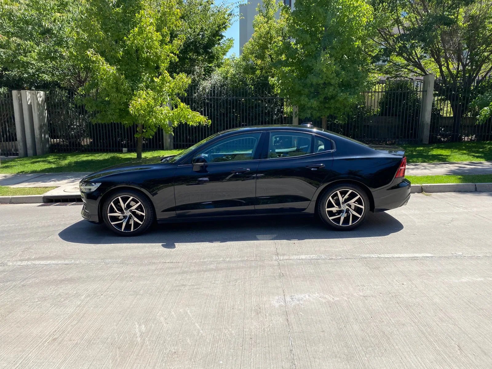 Volvo S60 2.0 T4 Momentum Auto 2020 - Imagen 5 de 20
