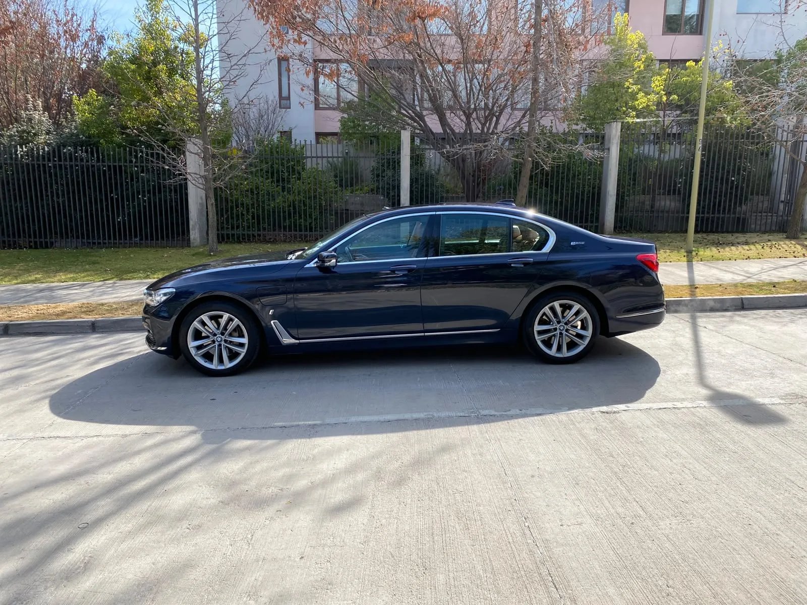 BMW 740 2.0 Hybrid iPerformance 4X2 AT 2018 - Foto 5 de 20