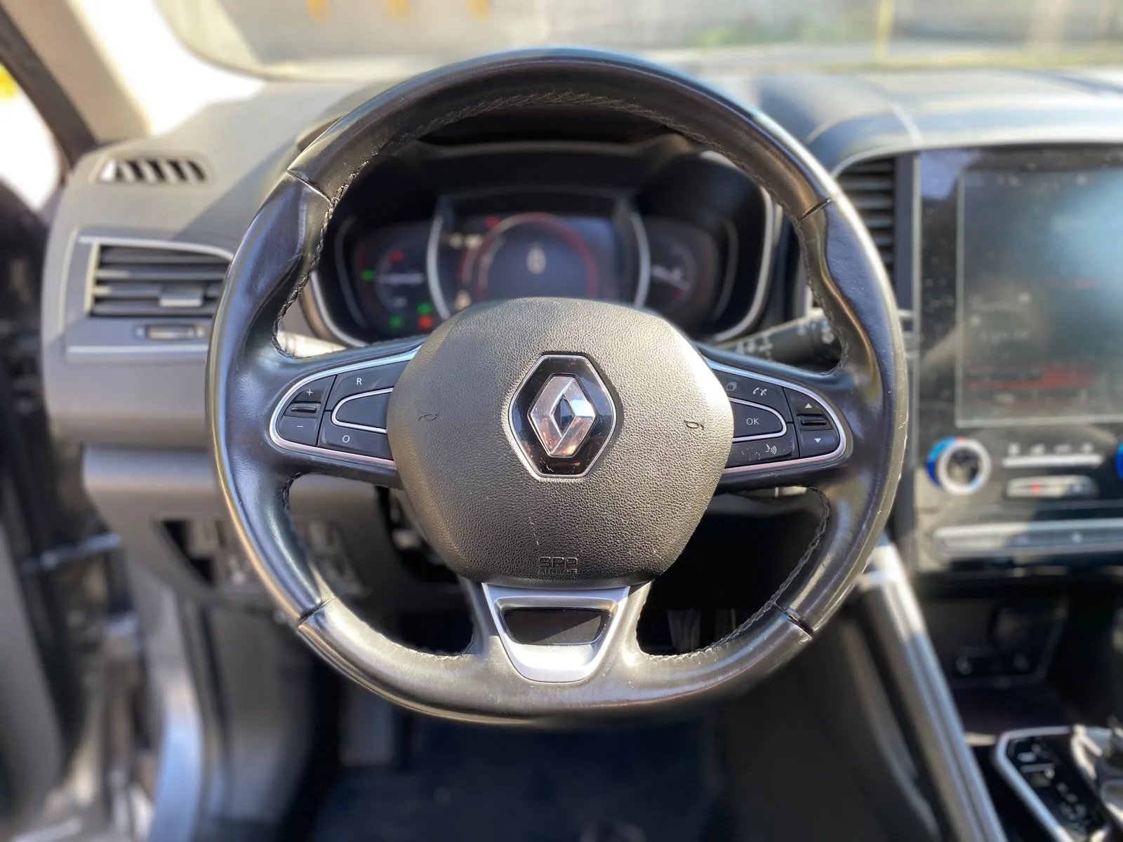 Renault Koleos 2.5 Intens 2WD AT 2022 - Imagen 19 de 20