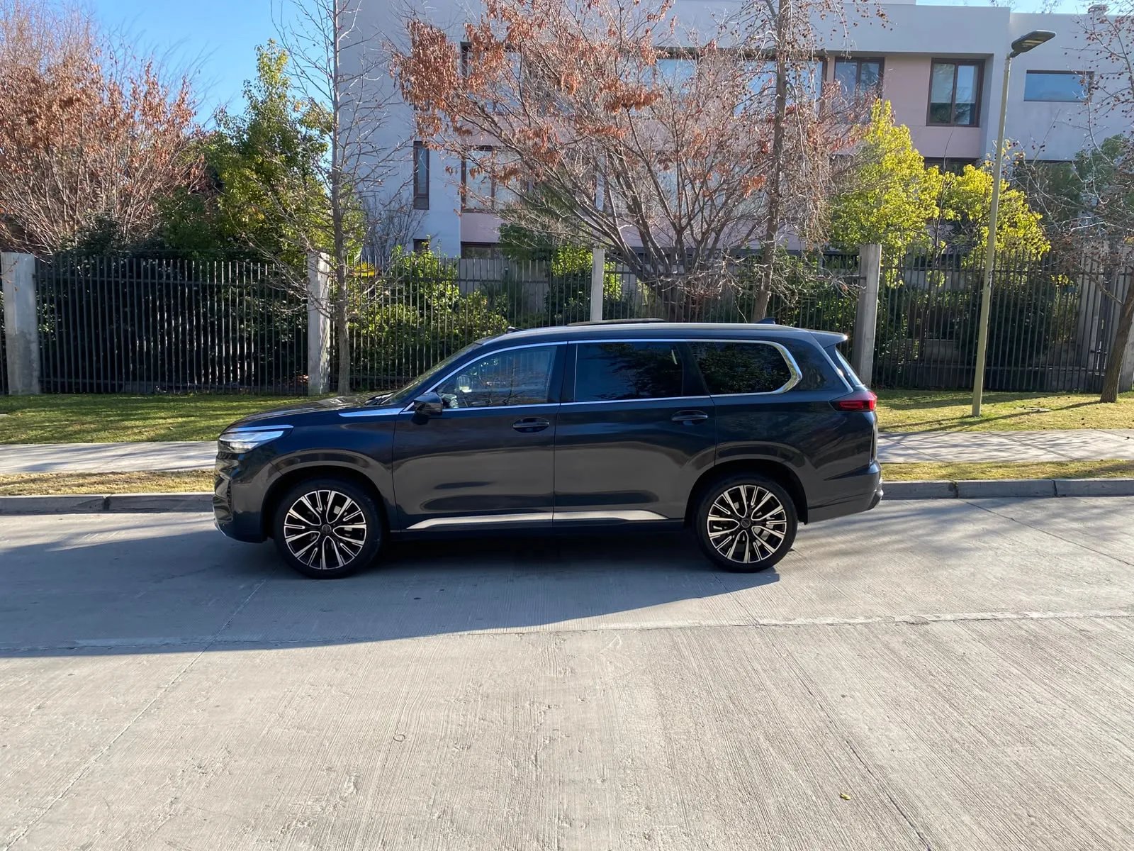 Exeed VX 2.0T Unlimited AWD DCT AT 2023 - Foto 5 de 20