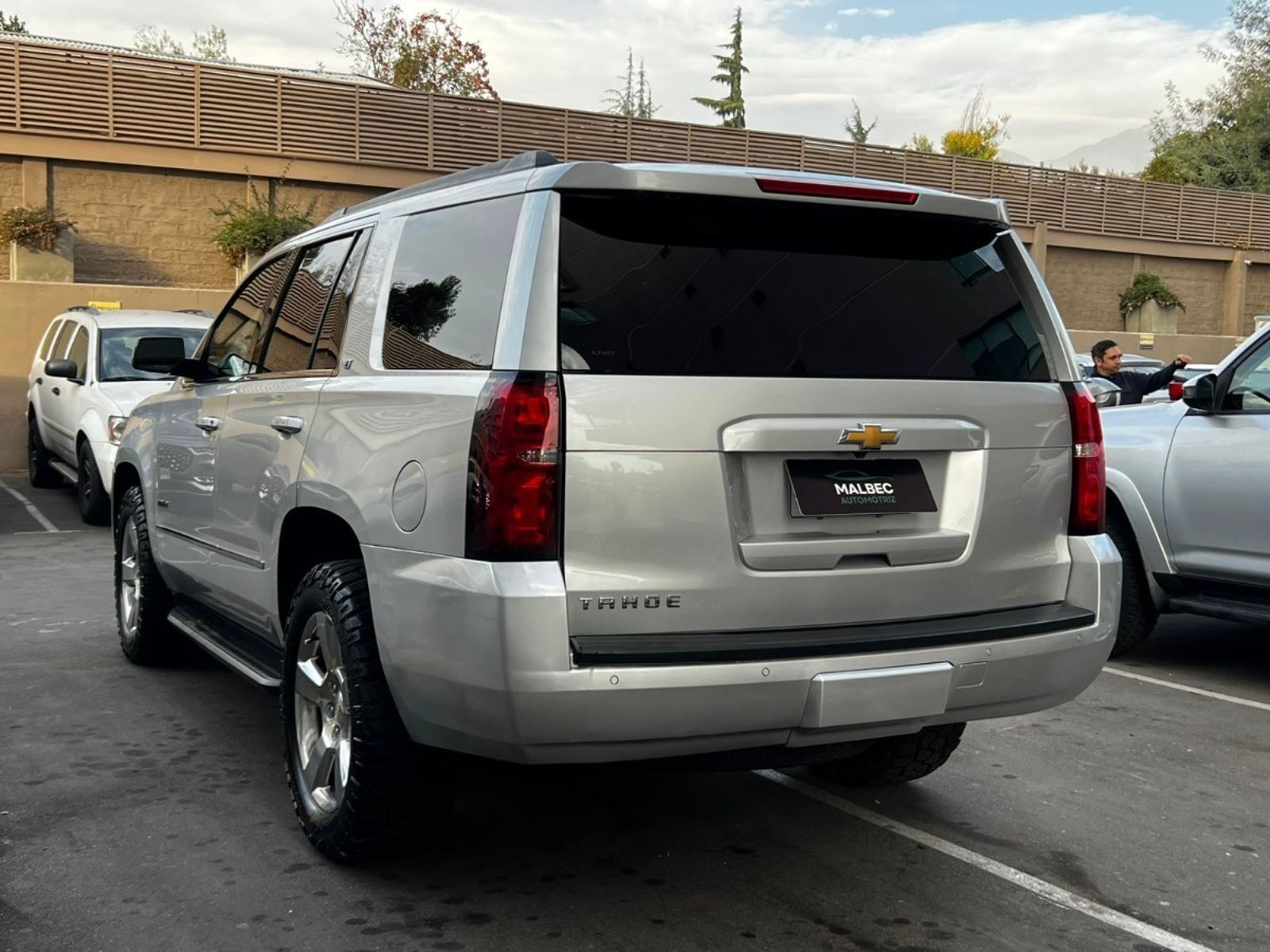 Chevrolet TAHOE LT 5.3 2017 - Foto 4 de 10