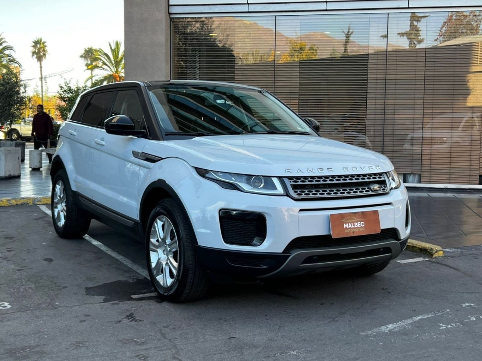 Land Rover RANGE ROVER EVOQUE 2.0 TURBO 2019 - Imagen 3 de 10