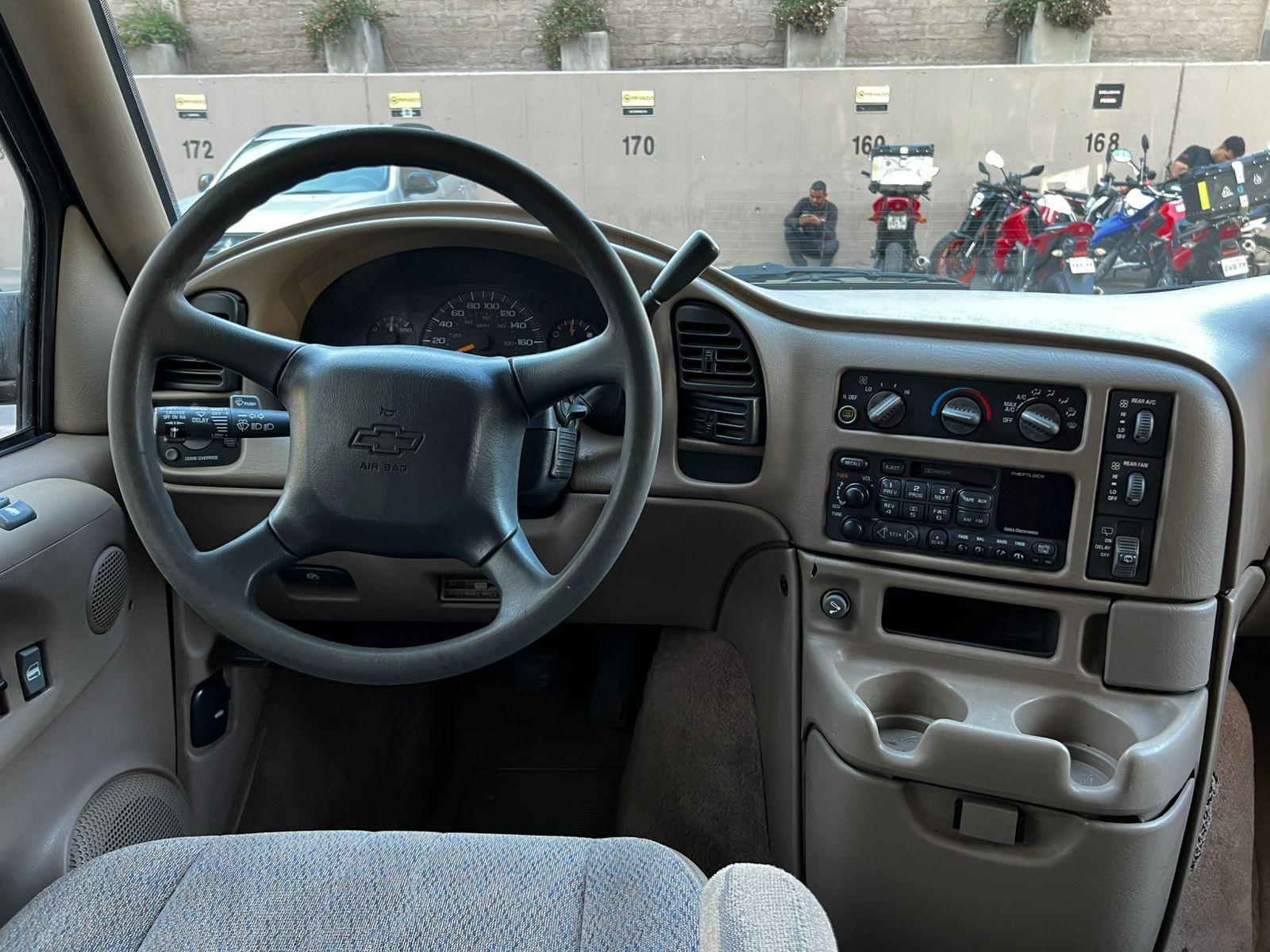 Chevrolet ASTROVAN 4.3 4x4 1998 - Imagen 10 de 10