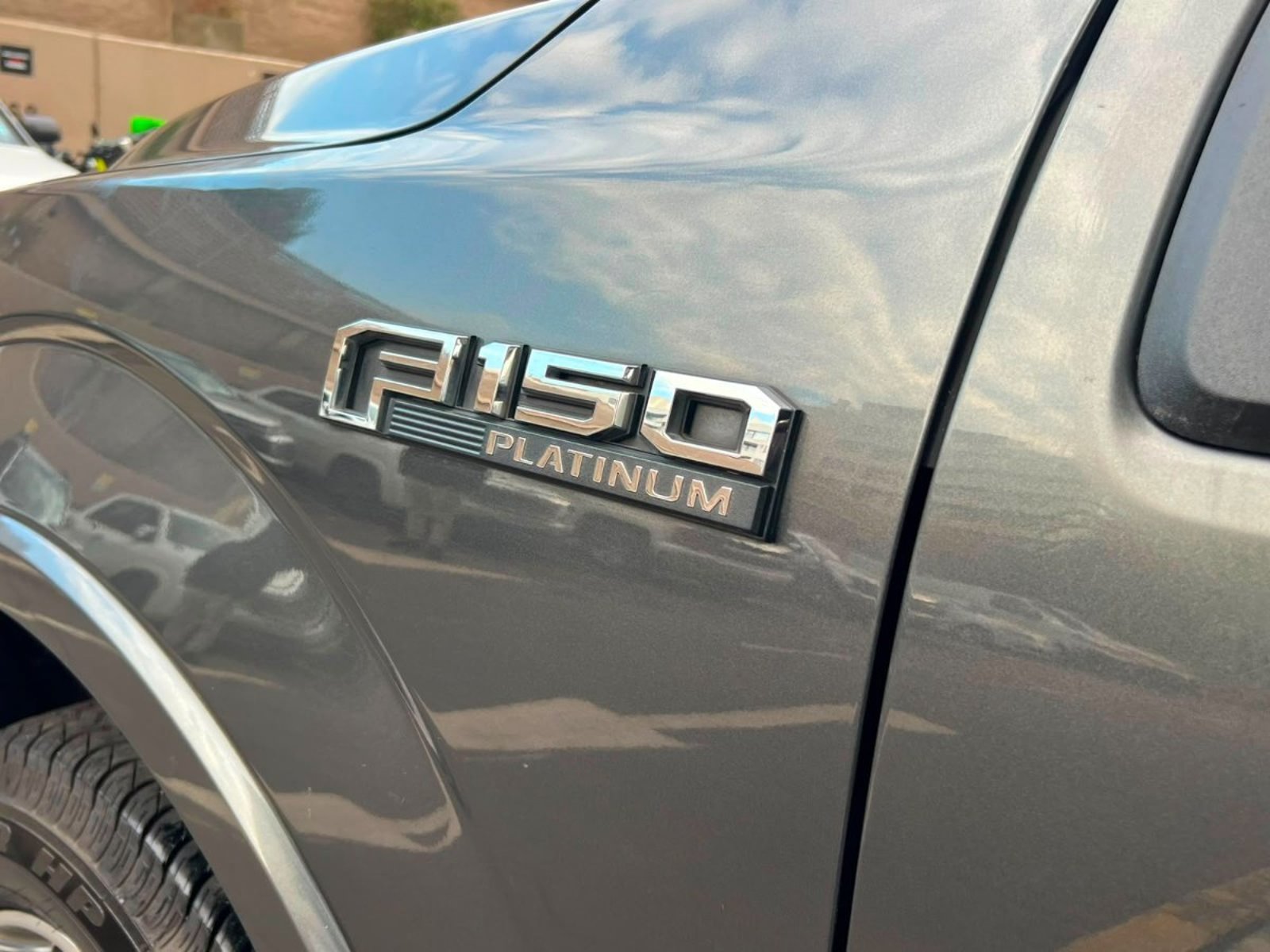 Ford F-150 PLATINUM 3.5 2016 - Imagen 8 de 10