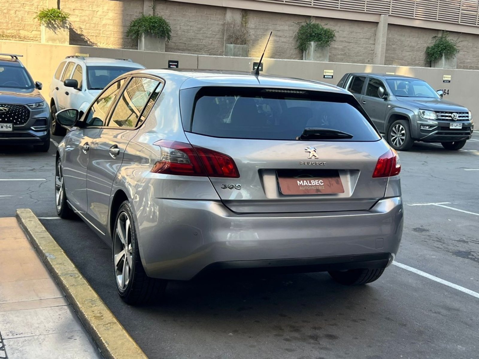 Peugeot 308 BLUE HDI AT 2018 - Imagen 4 de 10
