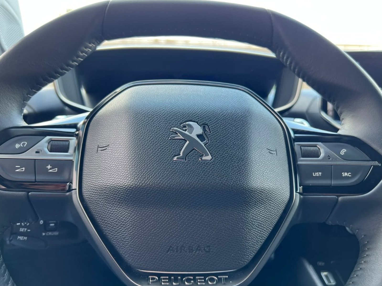 Peugeot 2008 ALLURE PACK BLUEHDI 130 AT 2022 - Imagen 10 de 10