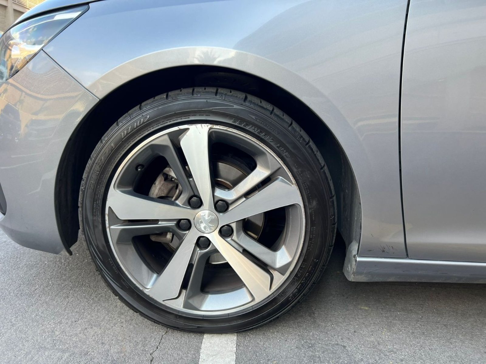 Peugeot 308 BLUE HDI AT 2018 - Imagen 8 de 10
