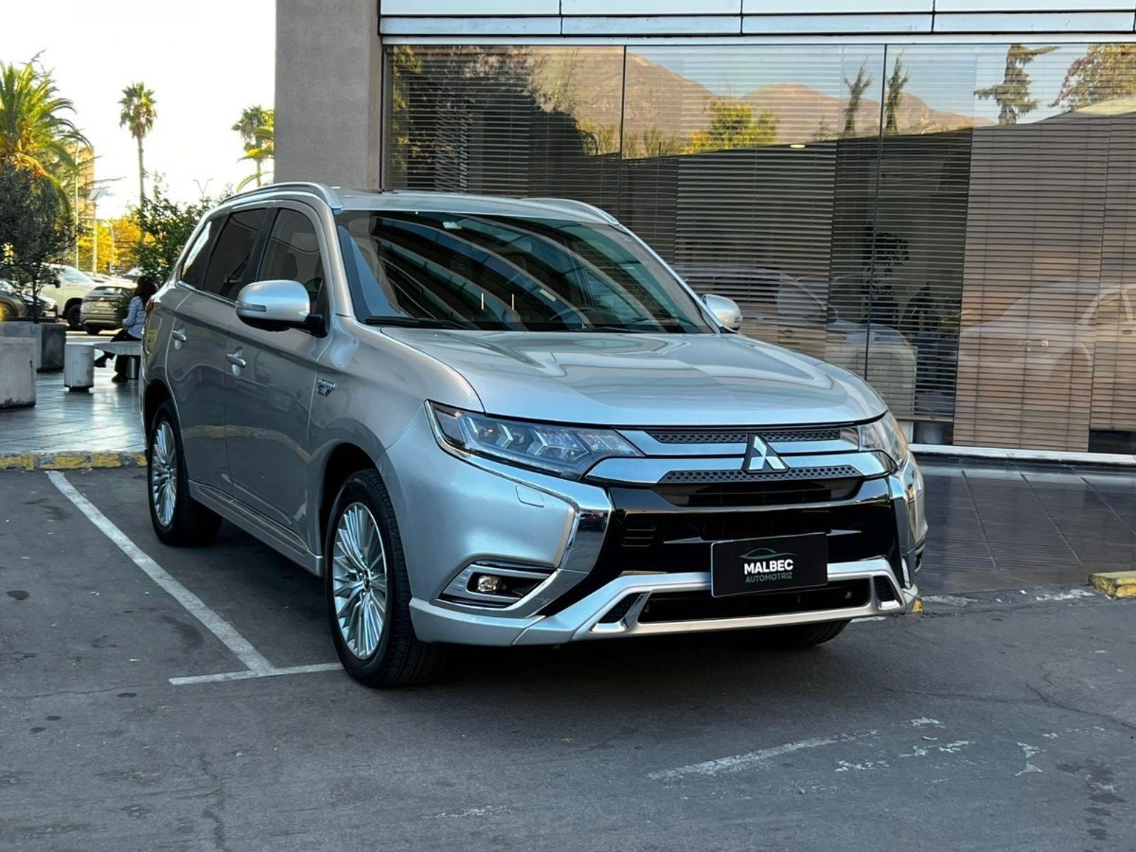 Mitsubishi OUTLANDER HÍBRIDO 4WD 2021 - Imagen 3 de 10