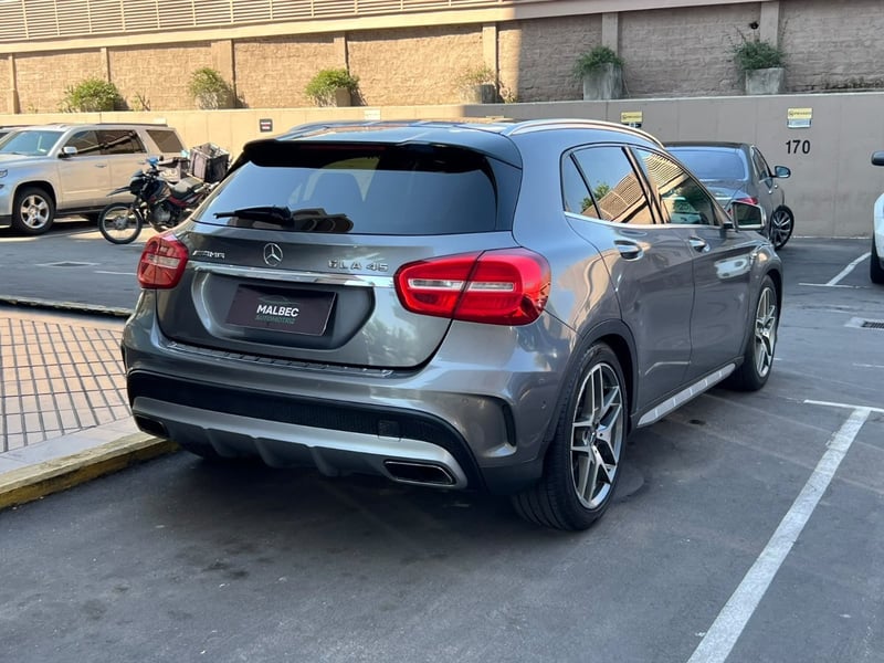 Mercedes-Benz GLA 45 AMG 4MATIC 2016 - Imagen 6 de 10