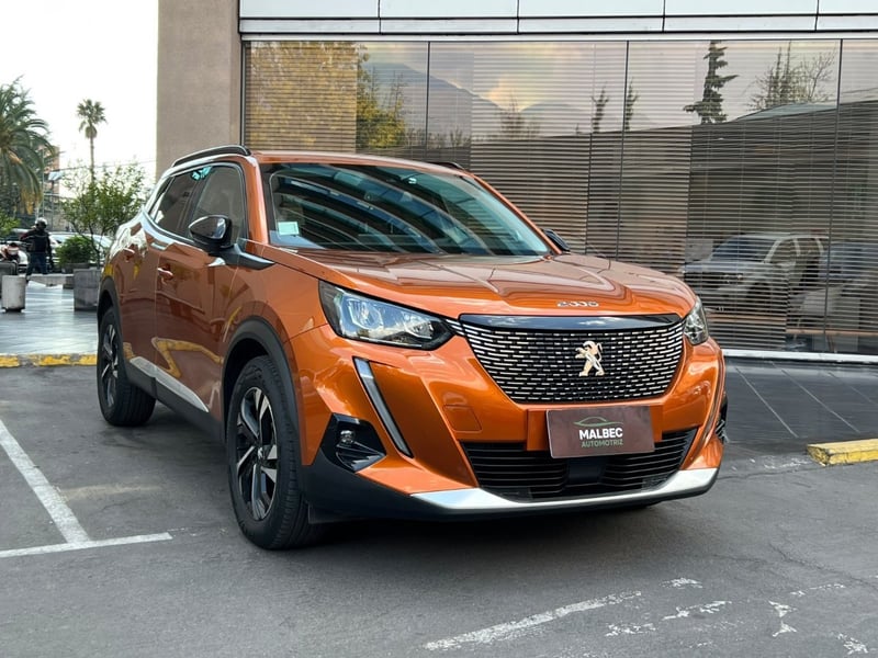 Peugeot 2008 ALLURE PACK BLUEHDI 130 AT 2022 - Imagen 3 de 10