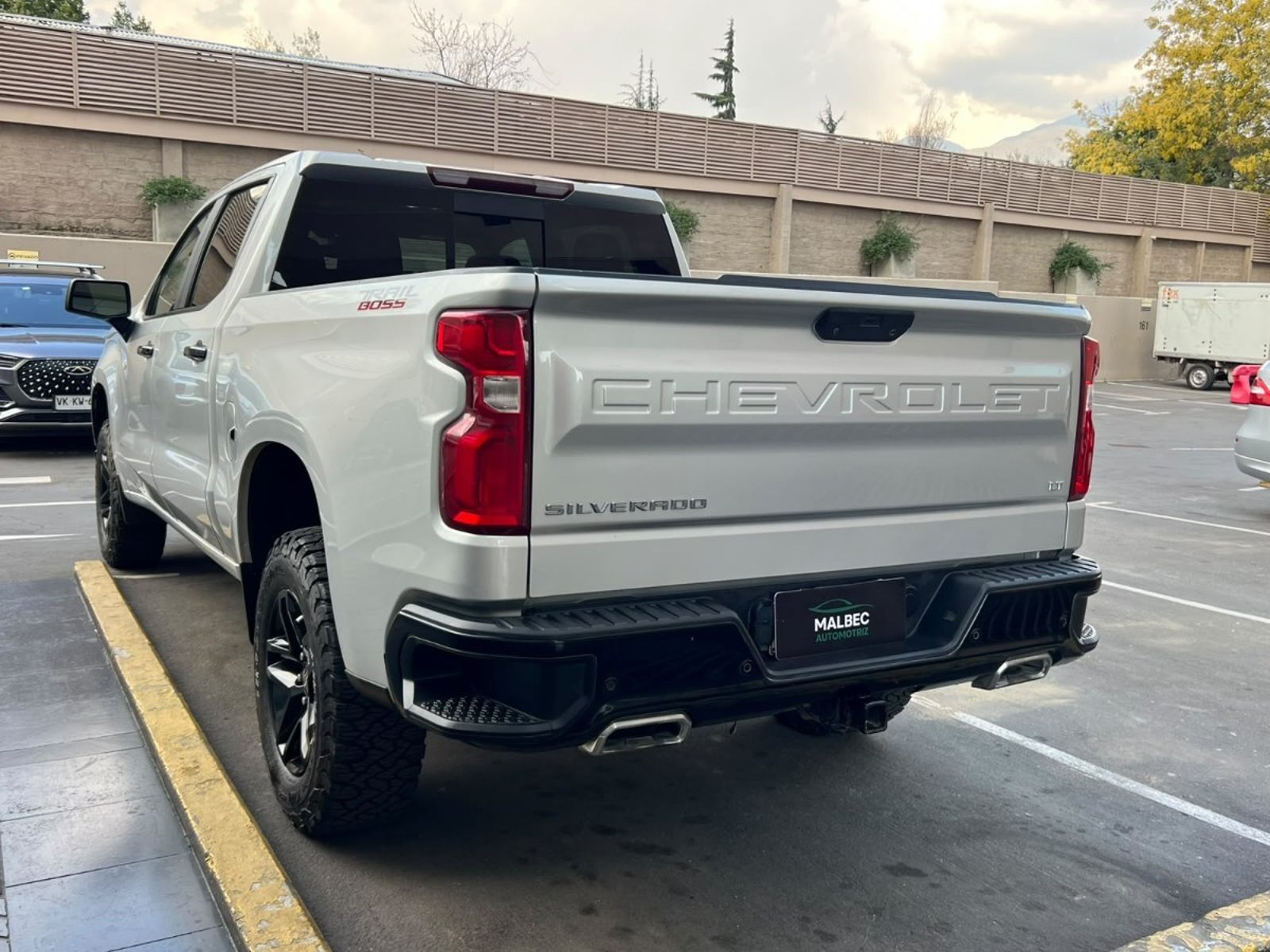 Chevrolet SILVERADO LT TRAILBOSS 5.3 2022 - Imagen 4 de 10