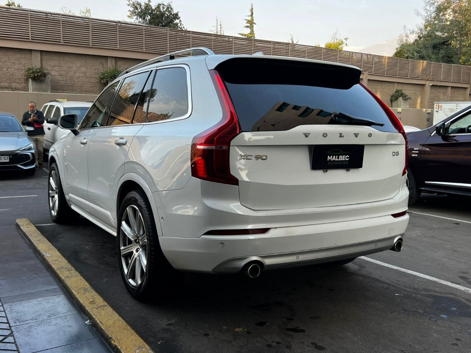 Volvo XC90 KINETIC D5 2019 - Foto 4 de 10