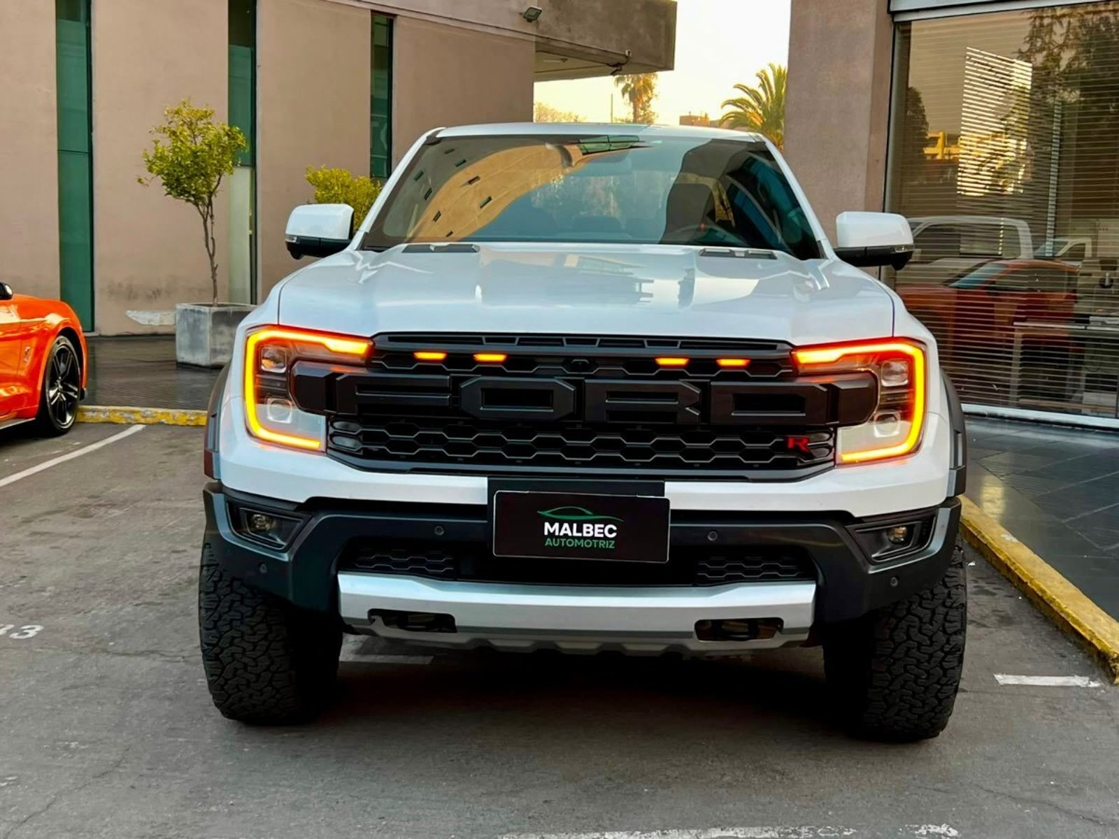 Ford RANGER RAPTOR 3.0 4WD 2024 - Foto 2 de 10