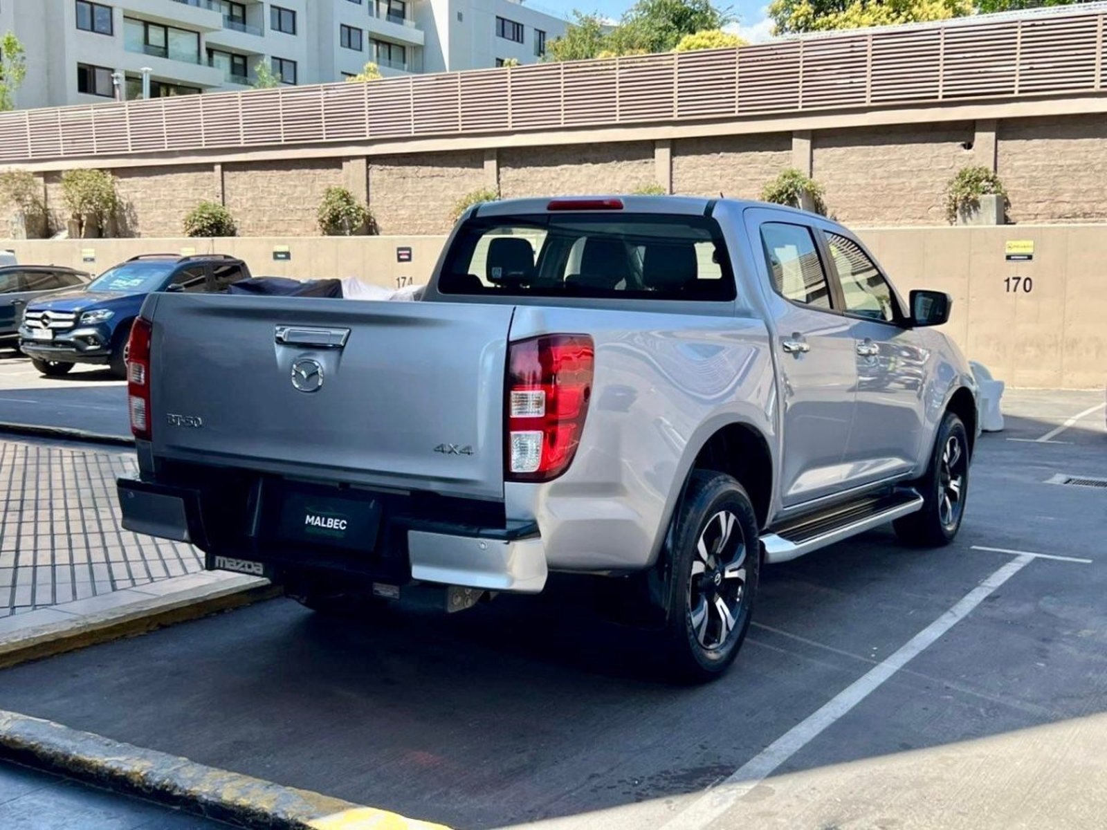 Mazda BT-50 HIGH PLUS 3.0 4X4 AT 2023 - Imagen 6 de 10