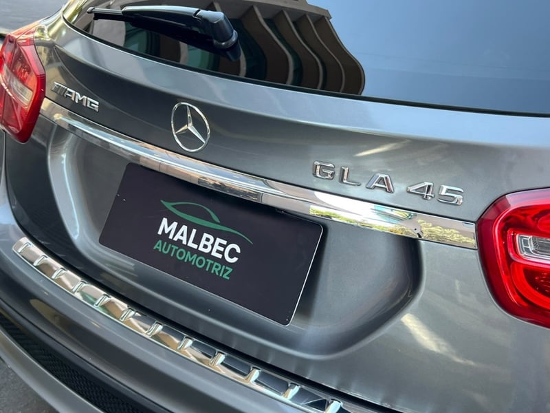 Mercedes-Benz GLA 45 AMG 4MATIC 2016 - Imagen 8 de 10