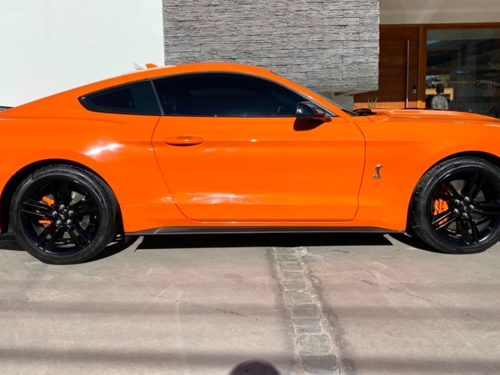 Ford MUSTANG COUPE 5.0 AT. 2022 - Foto 4 de 10
