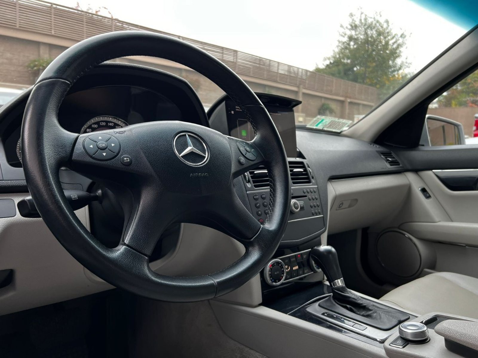 Mercedes-Benz C180 BLUE EFFICIENCY 2011 - Imagen 9 de 10