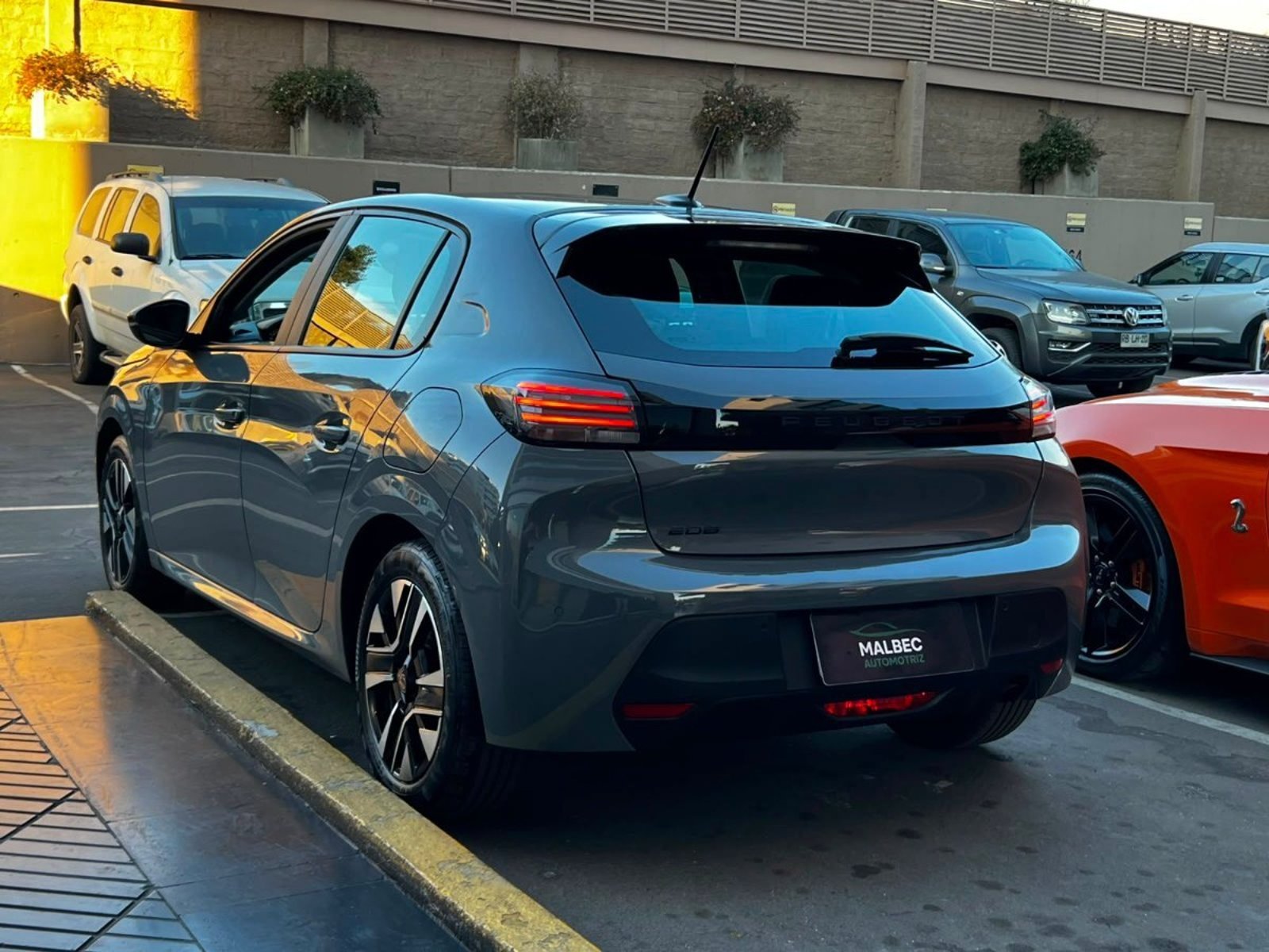 Peugeot 208 1.2 MT 2025 - Foto 4 de 10