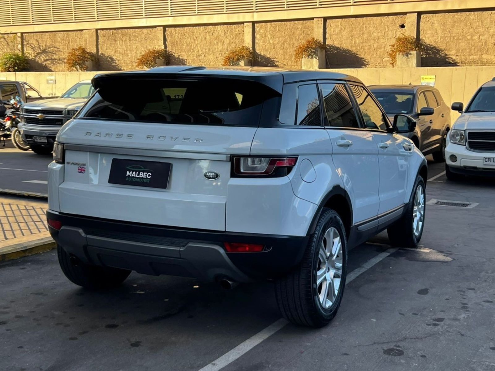 Land Rover RANGE ROVER EVOQUE 2.0 TURBO 2019 - Imagen 6 de 10