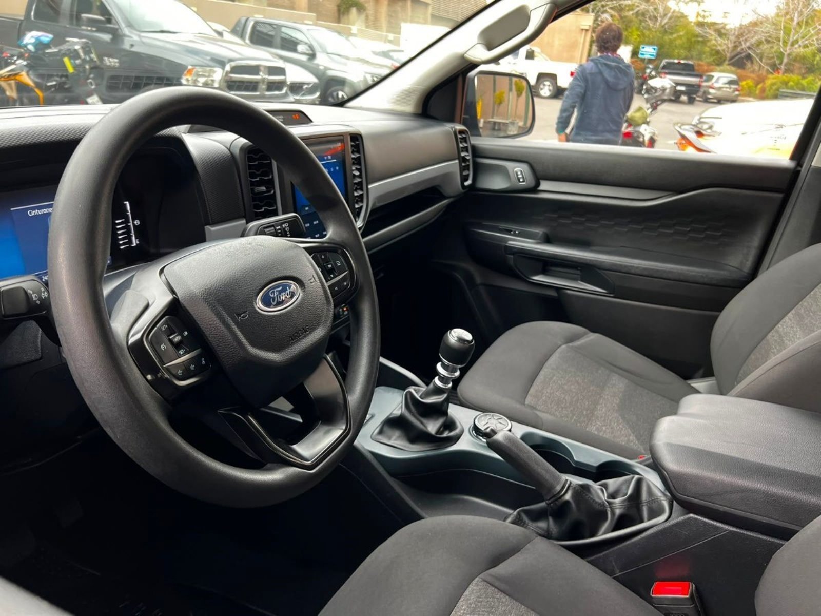 Ford RANGER XL 2.0 MT 2024 - Imagen 8 de 10