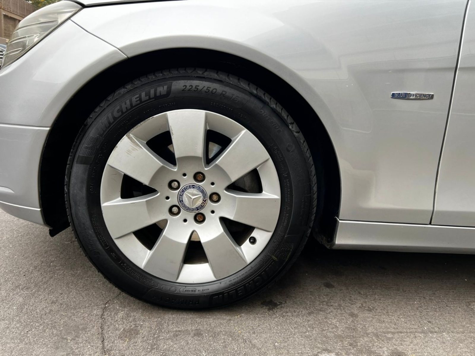 Mercedes-Benz C180 BLUE EFFICIENCY 2011 - Imagen 8 de 10