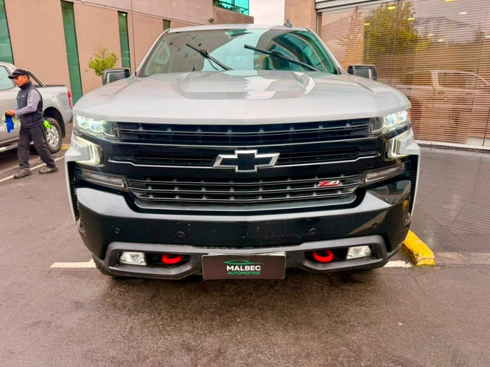 Chevrolet SILVERADO LT TRAILBOSS 5.3 2022 - Foto 2 de 10