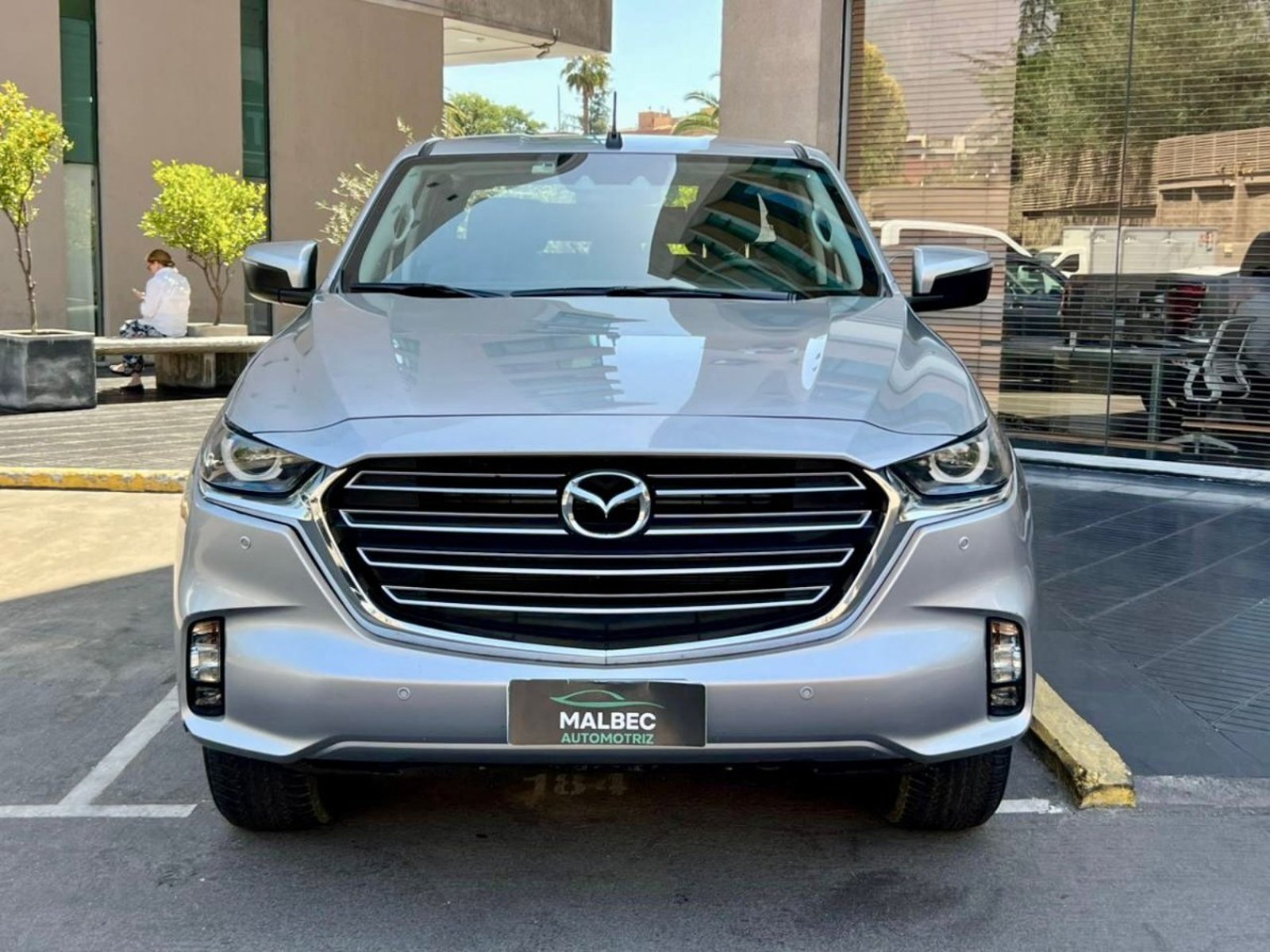 Mazda BT-50 HIGH PLUS 3.0 4X4 AT 2023 - Foto 2 de 10