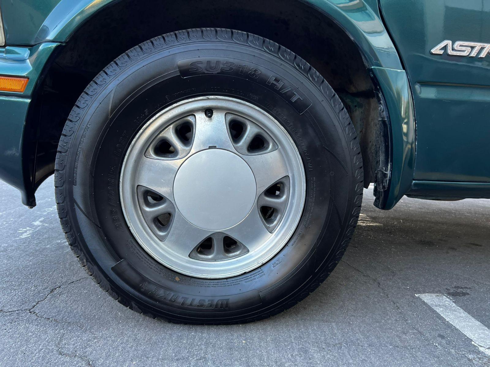 Chevrolet ASTROVAN 4.3 4x4 1998 - Imagen 8 de 10