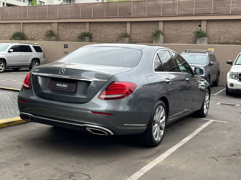 Mercedes-Benz E400 4MATIC 3.0 2018 - Imagen 6 de 10