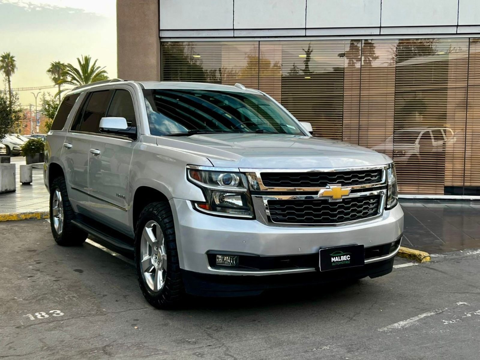Chevrolet TAHOE LT 5.3 2017 - Foto 3 de 10