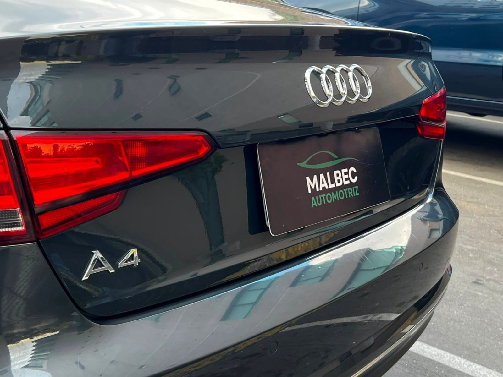 Audi A4 1.4 TFSI S TRONIC 2019 - Imagen 7 de 10