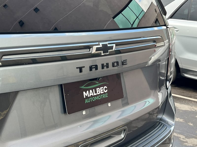 Chevrolet TAHOE Z71 2022 - Imagen 7 de 10