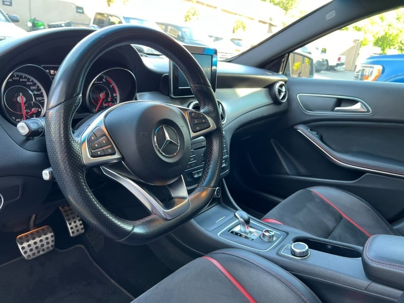 Mercedes-Benz GLA 45 AMG 4MATIC 2016 - Imagen 10 de 10