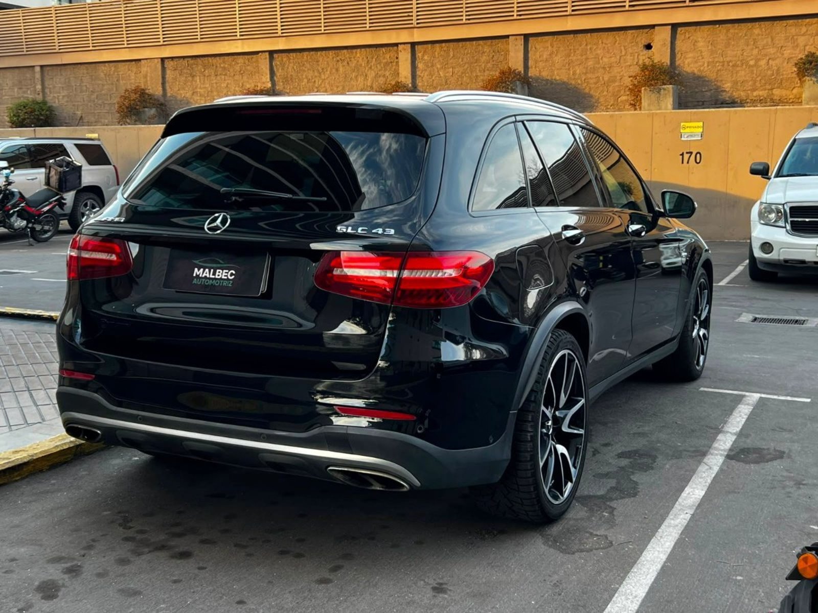 Mercedes-Benz GLC 43 AMG 3.0 BITURBO 2018 - Imagen 6 de 10