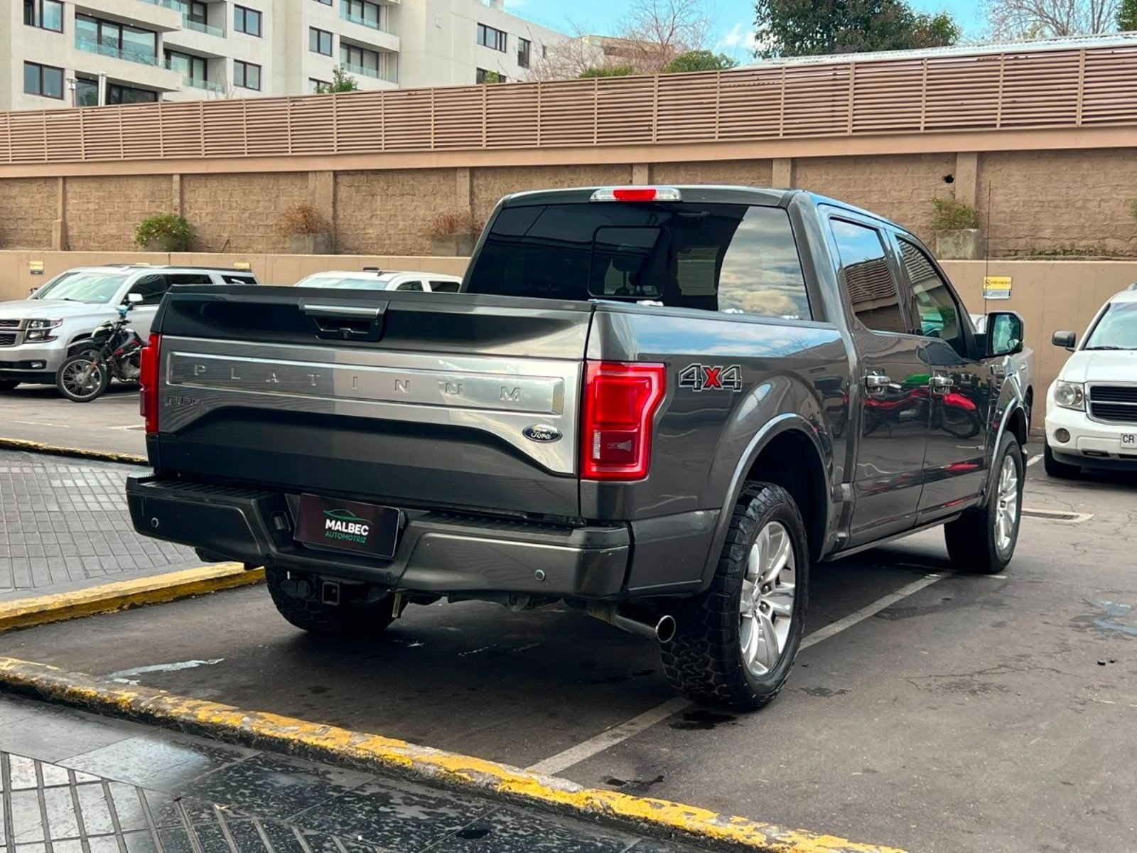 Ford F-150 PLATINUM 3.5 2016 - Imagen 6 de 10