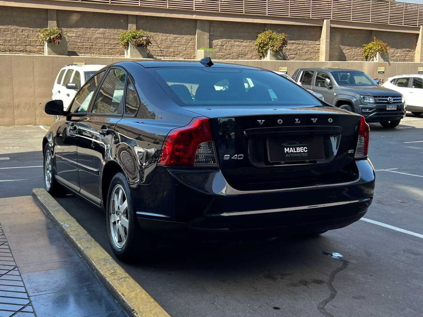 Volvo S40 2.0 AT 2011 - Foto 4 de 10