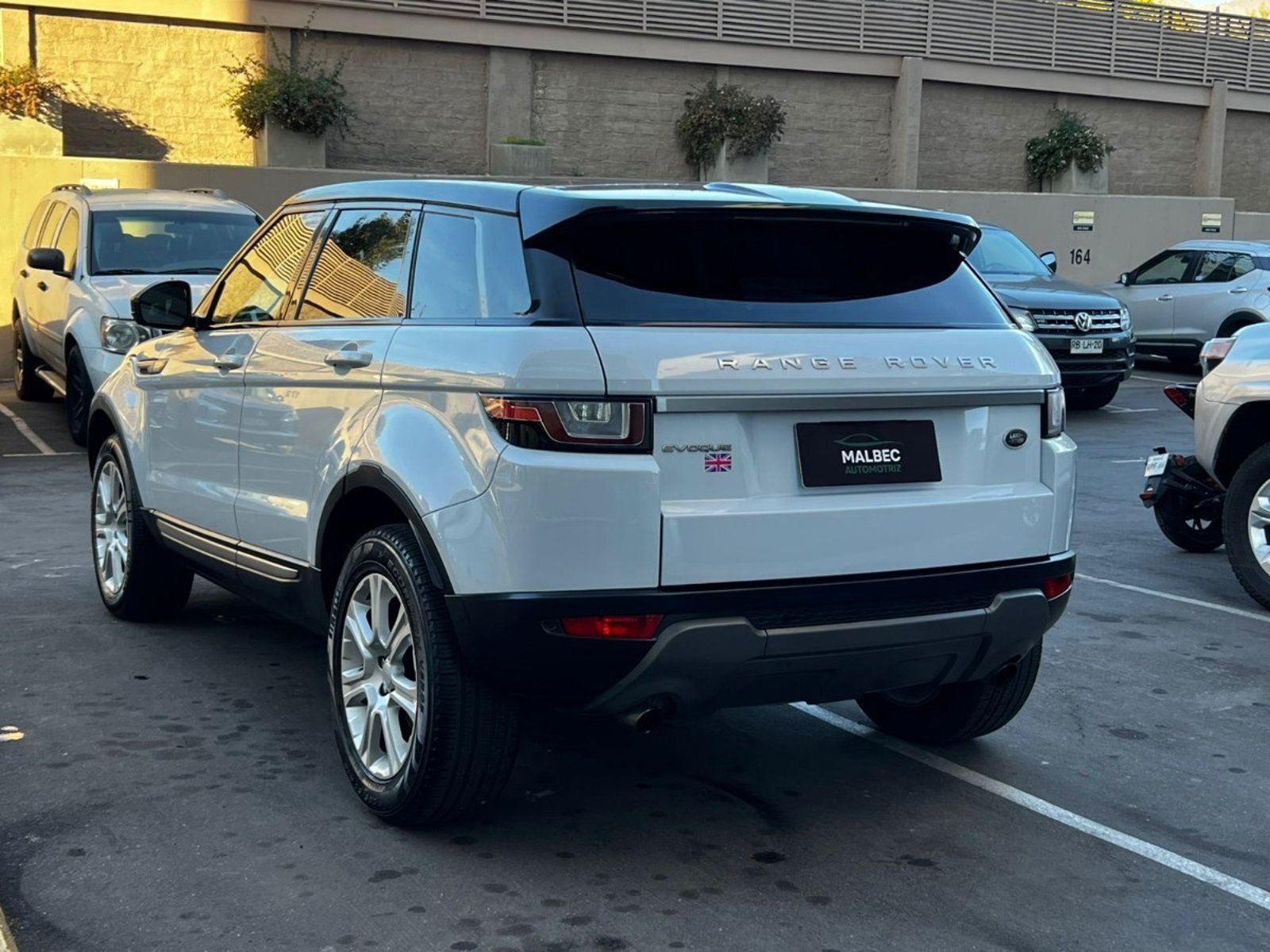Land Rover Range Rover EVOQUE 2.0 TURBO 2019 - Foto 4 de 10