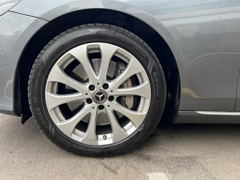 Mercedes-Benz E400 4MATIC 3.0 2018 - Imagen 8 de 10