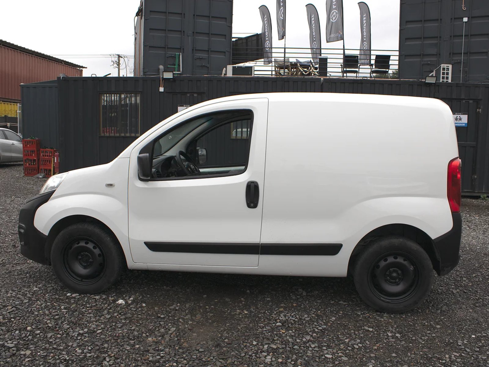 RAM Van 700 2022 - Imagen 8 de 10