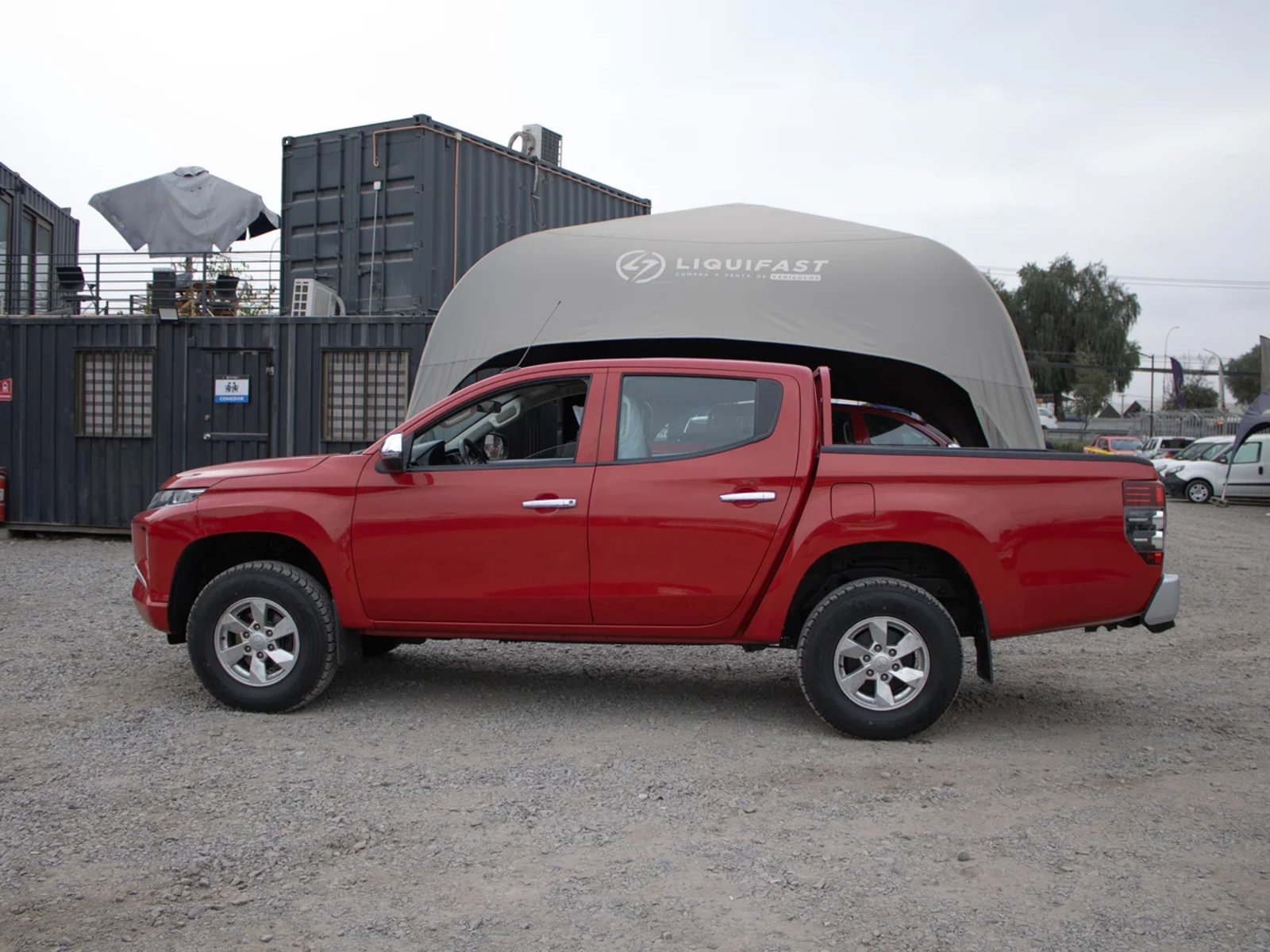 MITSUBISHI L200 2022 - Imagen 8 de 9