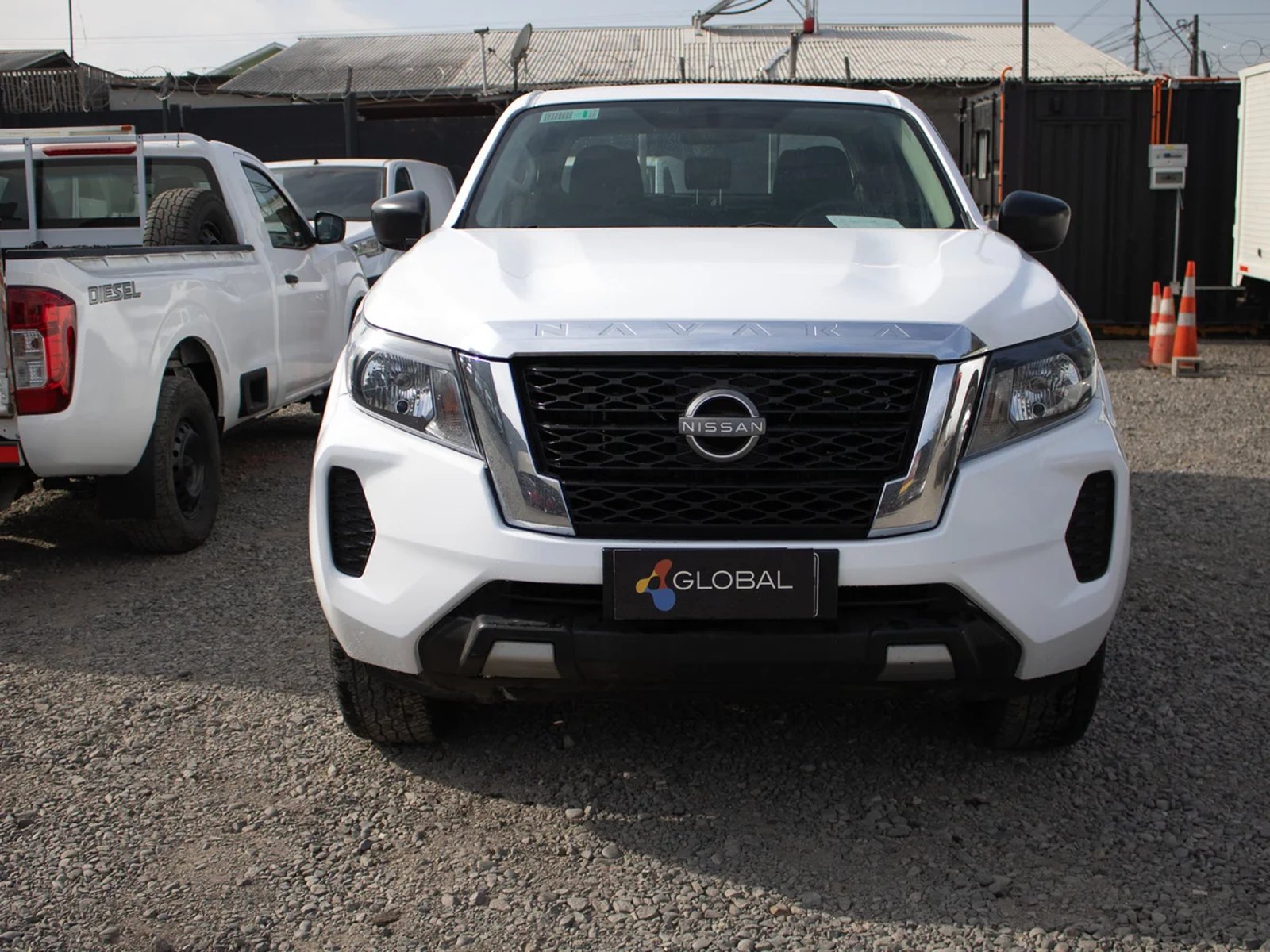 Nissan Navara 2023 - Foto 3 de 9