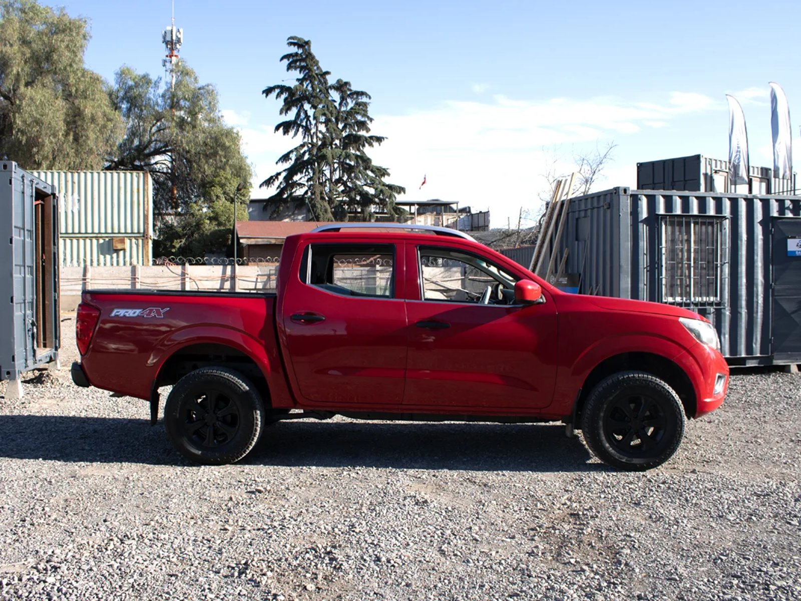 Nissan Np300 2019 - Foto 2 de 10