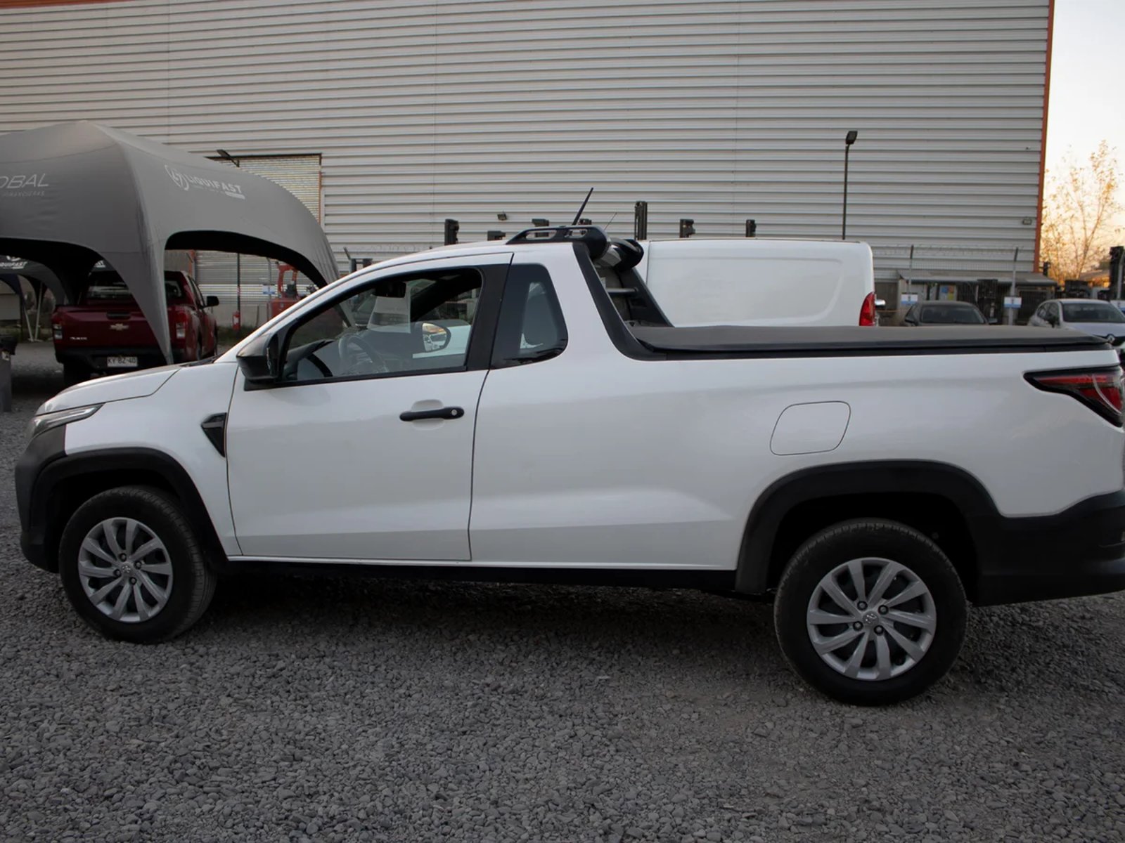 RAM 700 2024 - Imagen 6 de 8