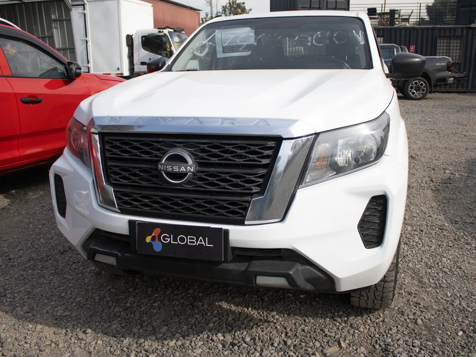 Nissan Navara 2023 - Foto 3 de 9